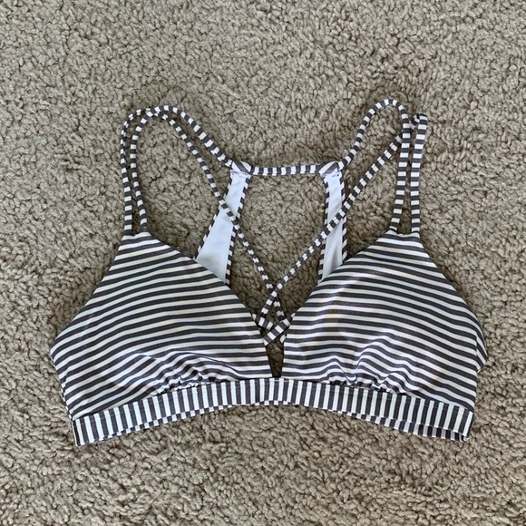 Athleta Other - Athleta bikini top